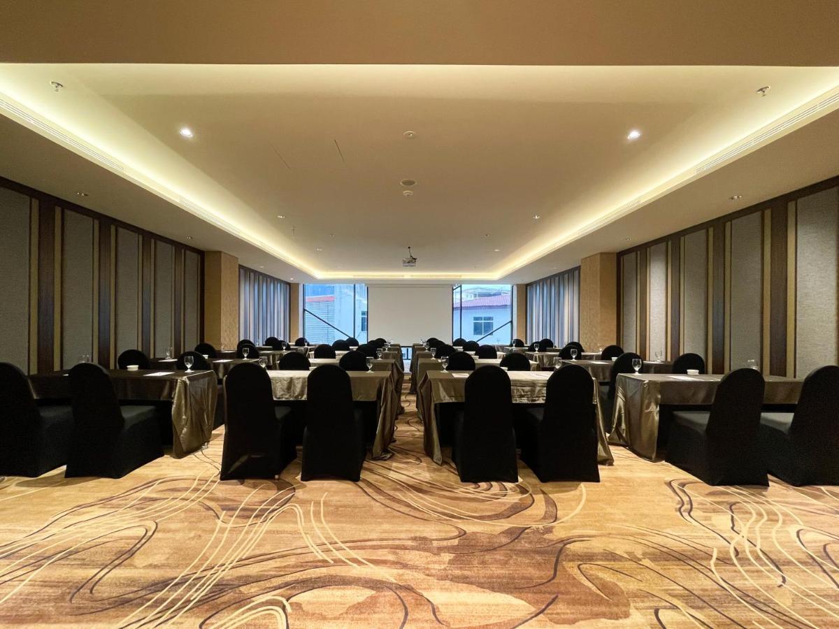 Artotel Batam Nagoya Extérieur photo